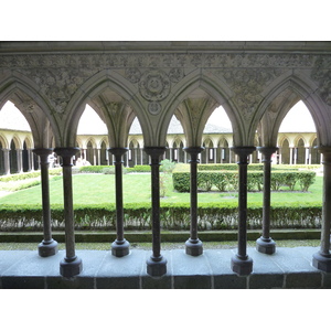 Picture France Mont St Michel Mont St Michel Abbey Cloister 2010-04 80 - Tourist Attraction Mont St Michel Abbey Cloister