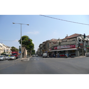 Picture Israel Tel Aviv Yerushalyim Street 2007-06 4 - Perspective Yerushalyim Street