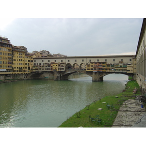 Picture Italy Florence 2004-03 27 - Shopping Mall Florence