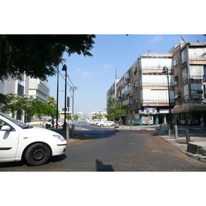 Picture Israel Tel Aviv Yerushalyim Street 2007-06 18 - Road Yerushalyim Street