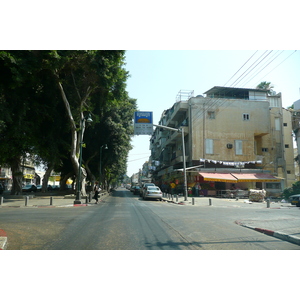 Picture Israel Tel Aviv Yerushalyim Street 2007-06 22 - Photographers Yerushalyim Street