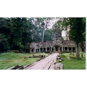 Picture Cambodia Angkor 1996-06 32 - Perspective Angkor