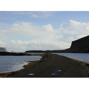 Picture Iceland Dyrholaey 2003-03 19 - Sightseeing Dyrholaey