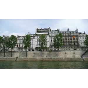 Picture France Paris Seine river 2007-06 50 - Shopping Mall Seine river