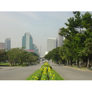 Picture Thailand Bangkok Lumpini Park 2005-12 34 - Flights Lumpini Park