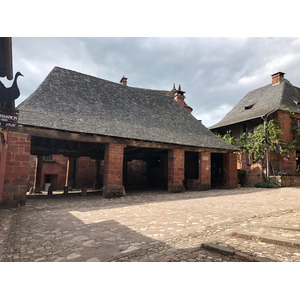 Picture France Collonges la Rouge 2018-04 57 - Perspective Collonges la Rouge