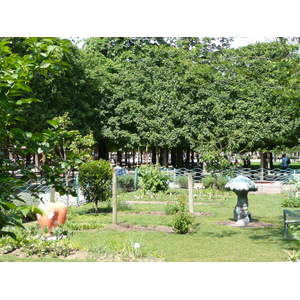 Picture France Paris Garden of Tuileries 2007-05 337 - Views Garden of Tuileries