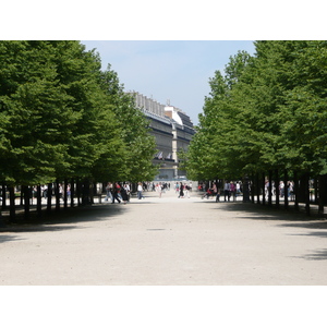 Picture France Paris Garden of Tuileries 2007-05 374 - Trail Garden of Tuileries