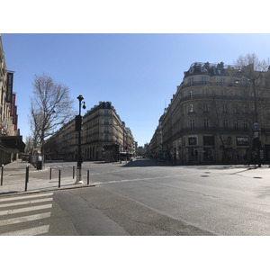 Picture France Paris lockdown 2020-03 19 - Car Paris lockdown