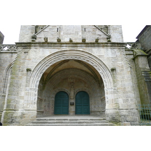 Picture France Locronan 2008-07 43 - Perspective Locronan