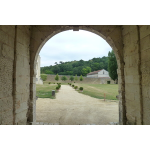 Picture France Fontevraux 2011-05 146 - View Fontevraux