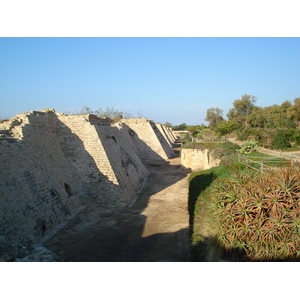 Picture Israel Caesarea 2006-12 72 - Road Caesarea