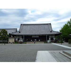 Picture Japan Kyoto Higashi Honganji Temple 2010-06 5 - Perspective Higashi Honganji Temple