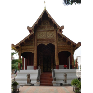 Picture Thailand Chiang Mai Inside Canal Wat Phra Sing temple 2006-04 8 - Map Wat Phra Sing temple