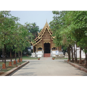 Picture Thailand Chiang Mai Inside Canal Wat Phra Sing temple 2006-04 0 - Visit Wat Phra Sing temple