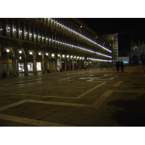 Picture Italy Venice 2005-03 308 - Journey Venice