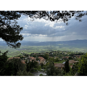 Picture Italy Volterra 2022-05 39 - Shopping Mall Volterra