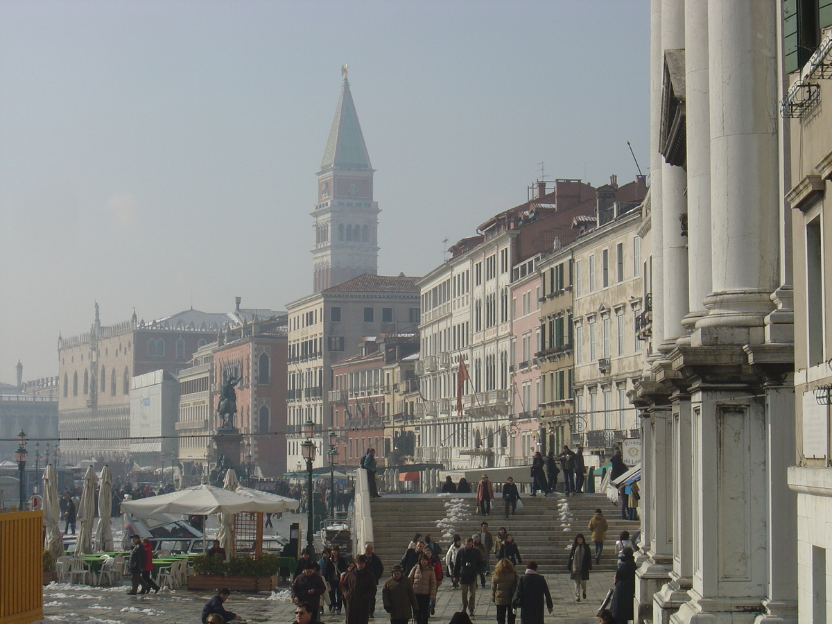 Picture Italy Venice 2005-03 130 - Lake Venice