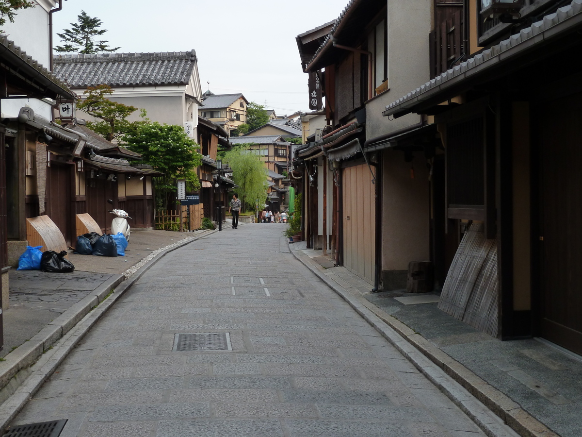 Picture Japan Kyoto Sannenzaka 2010-06 8 - Spring Sannenzaka