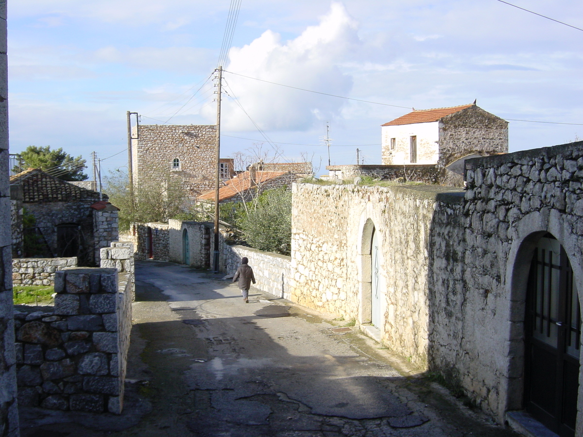 Picture Greece Peloponese 2003-12 27 - Streets Peloponese