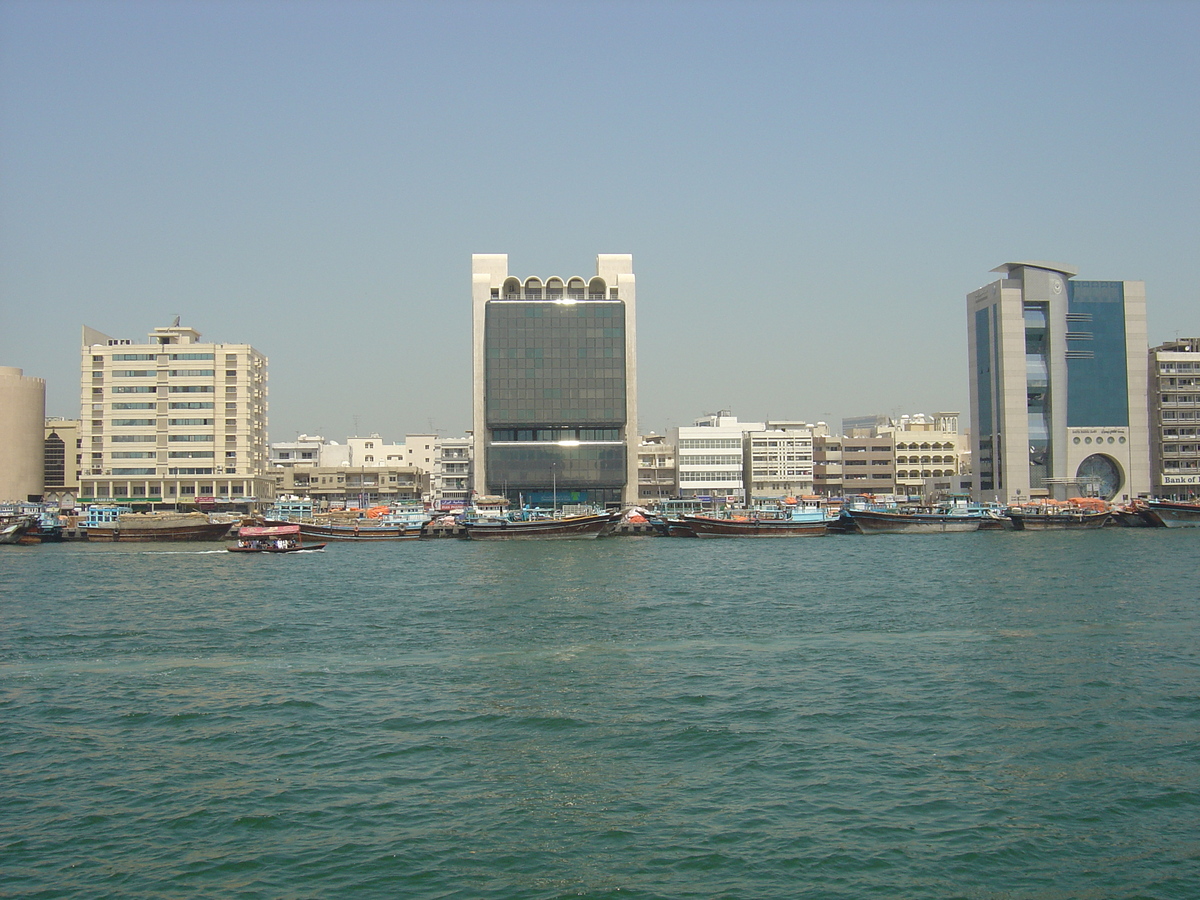 Picture United Arab Emirates Dubai 2005-03 80 - Hotel Pools Dubai