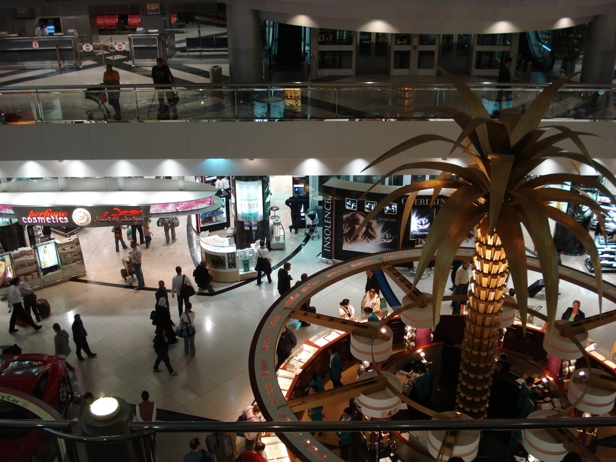 Picture United Arab Emirates Dubai Airport 2007-03 2 - Cost Airport