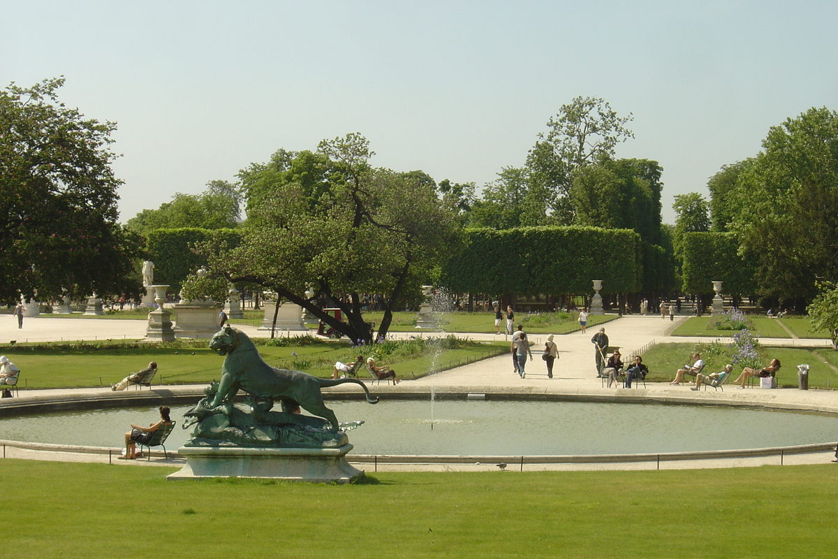 Picture France Paris Garden of Tuileries 2007-05 221 - Summer Garden of Tuileries