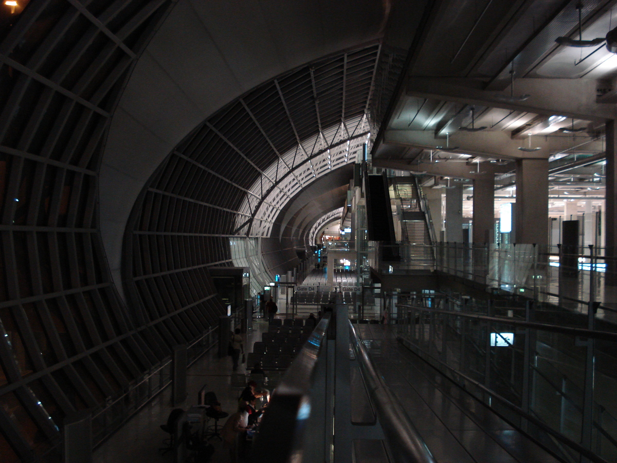 Picture Thailand Bangkok Suvarnabhumi Airport 2007-03 5 - Waterfalls Suvarnabhumi Airport