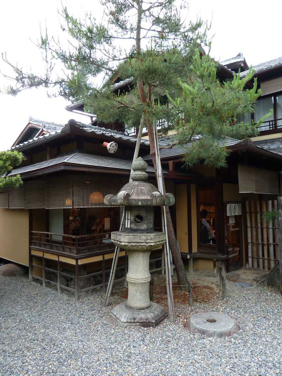 Picture Japan Kyoto Sannenzaka 2010-06 25 - Restaurants Sannenzaka