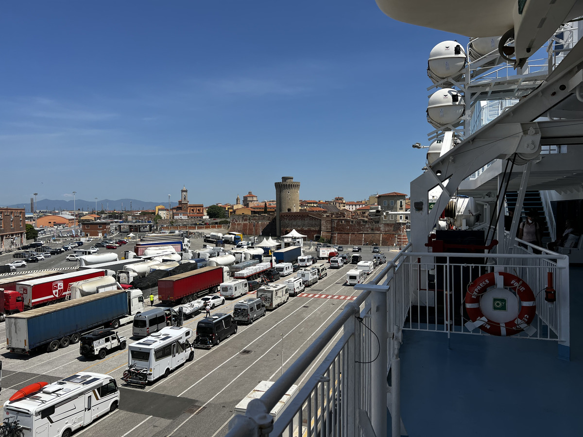 Picture Italy Livorno 2022-05 18 - Transport Livorno