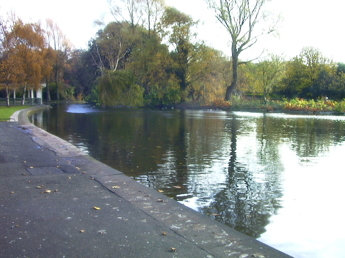 Picture Ireland Dublin 2000-11 0 - Lake Dublin