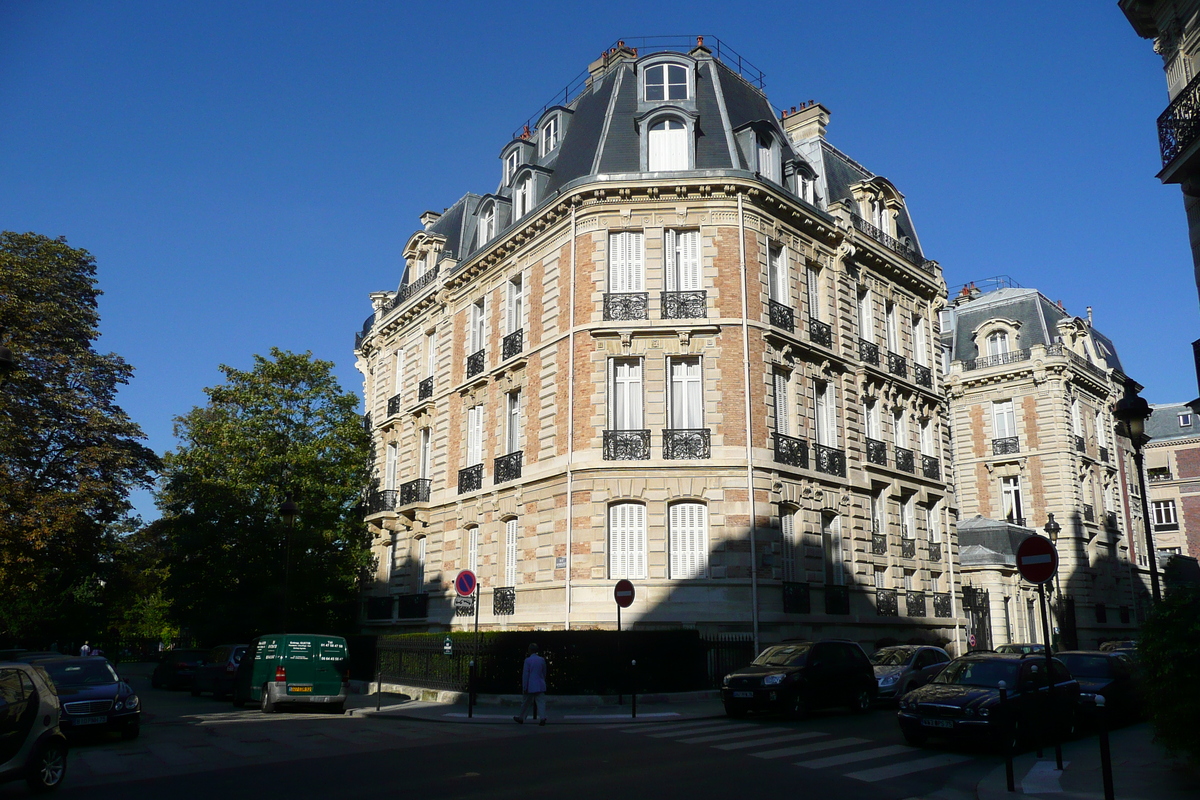 Picture France Paris 8th Arrondissement Rue Rembrandt 2007-09 26 - Monument Rue Rembrandt