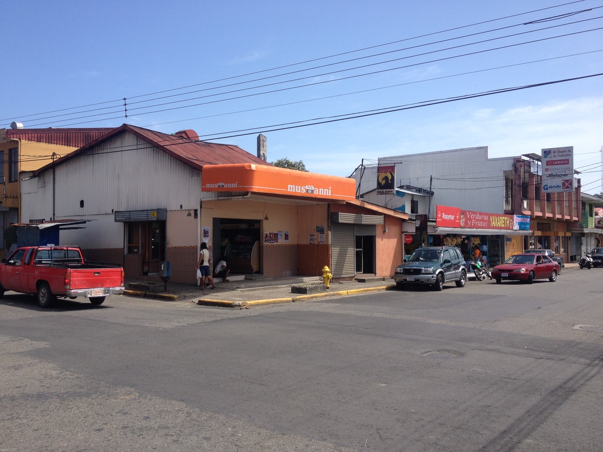 Picture Costa Rica Limon to Siquirres 2015-03 40 - City Limon to Siquirres