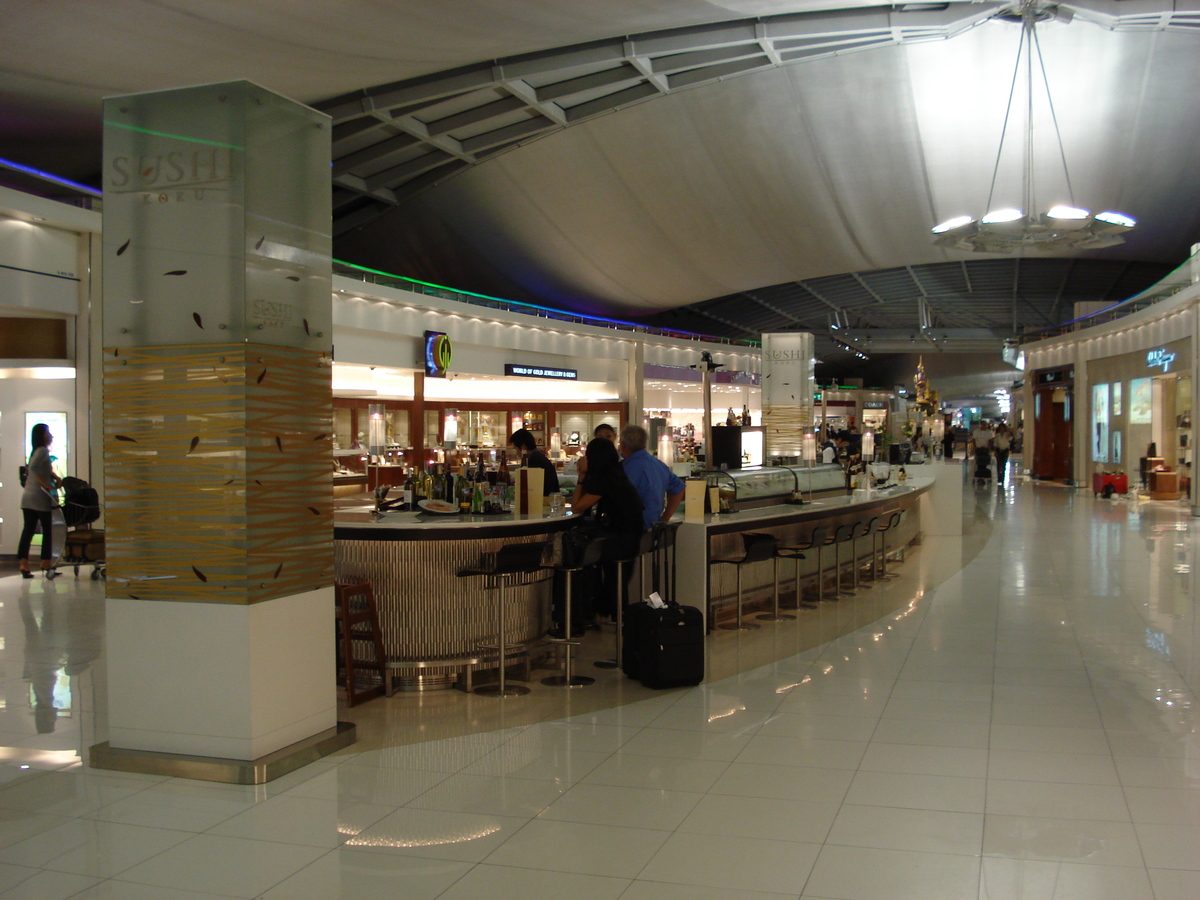 Picture Thailand Bangkok Suvarnabhumi Airport 2007-03 21 - Restaurants Suvarnabhumi Airport