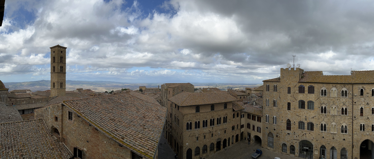 Picture Italy Volterra Palazzo dei Priori 2021-09 70 - Hot Season Palazzo dei Priori