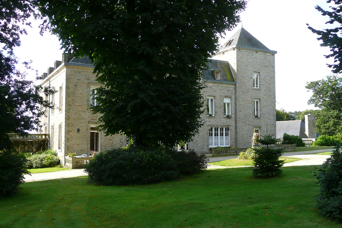 Picture France Kerhuel Manor Hotel 2008-07 18 - City View Kerhuel Manor Hotel