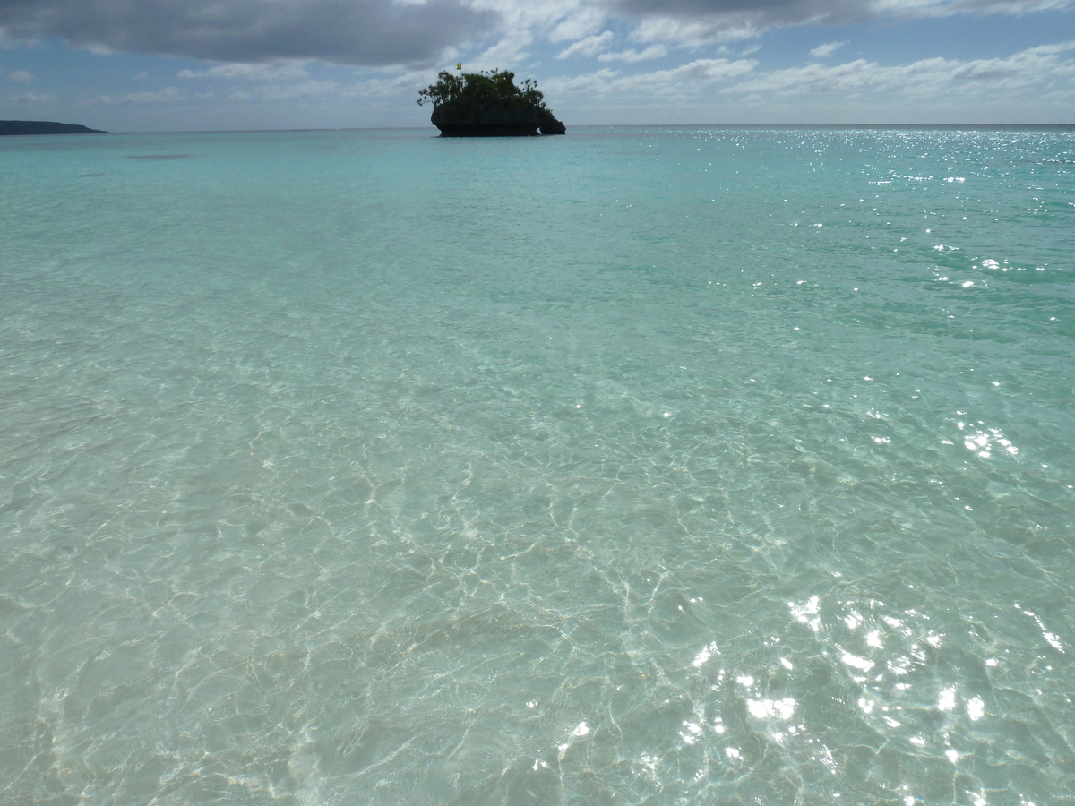 Picture New Caledonia Lifou Luengoni Beach 2010-05 7 - Sunrise Luengoni Beach