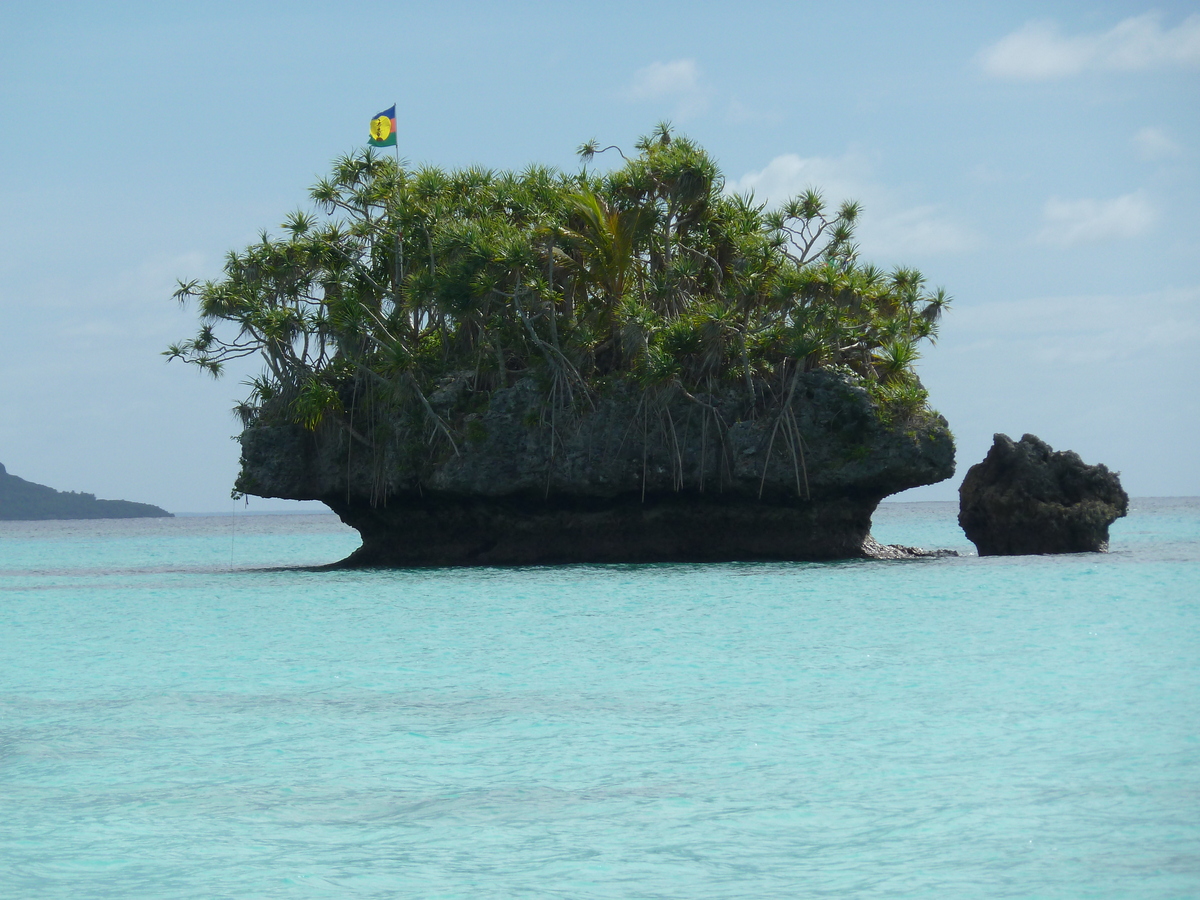 Picture New Caledonia Lifou Luengoni Beach 2010-05 5 - To see Luengoni Beach