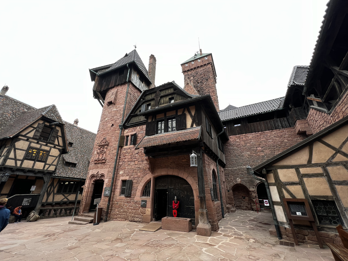 Picture France Koenigsbourg Castle 2023-10 39 - Restaurant Koenigsbourg Castle