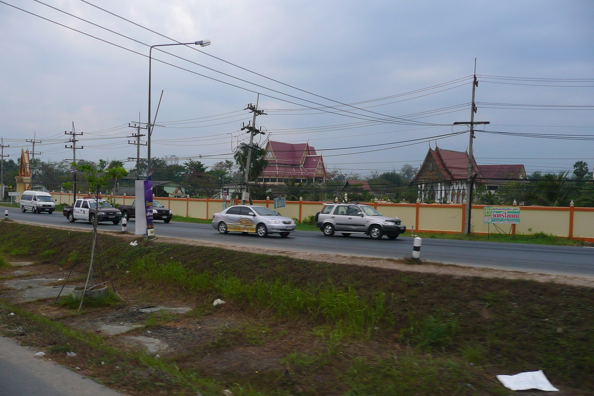 Picture Thailand Chonburi Sukhumvit road 2008-01 86 - City Sukhumvit road