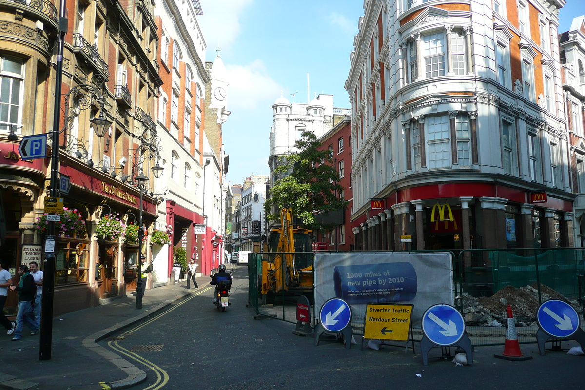 Picture United Kingdom London Shaftesbury Avenue 2007-09 89 - Cheap Room Shaftesbury Avenue