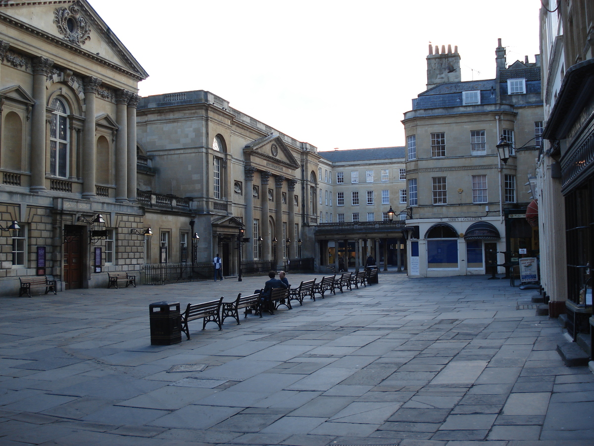 Picture United Kingdom Bath 2006-05 35 - Monuments Bath