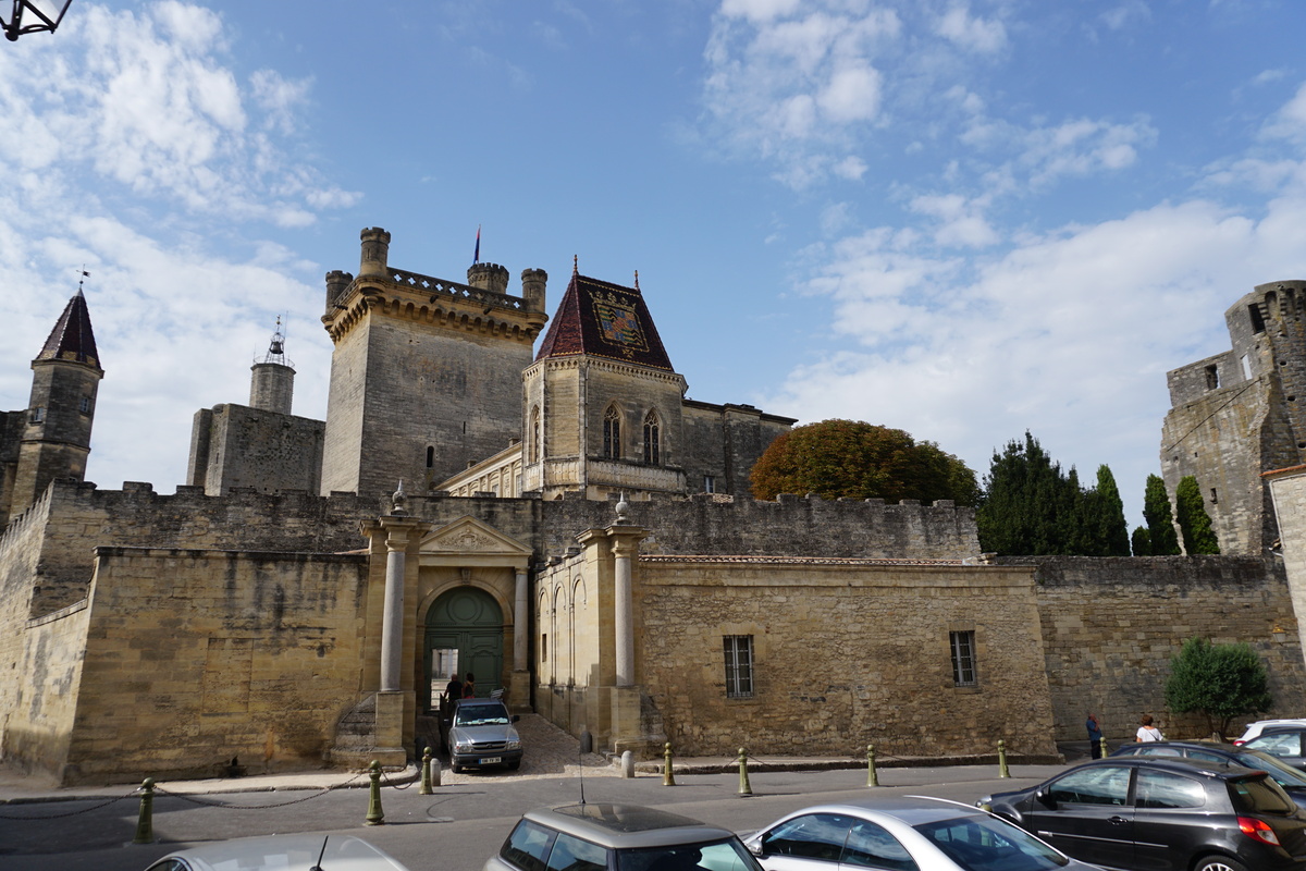 Picture France Uzes 2017-08 50 - Saving Uzes