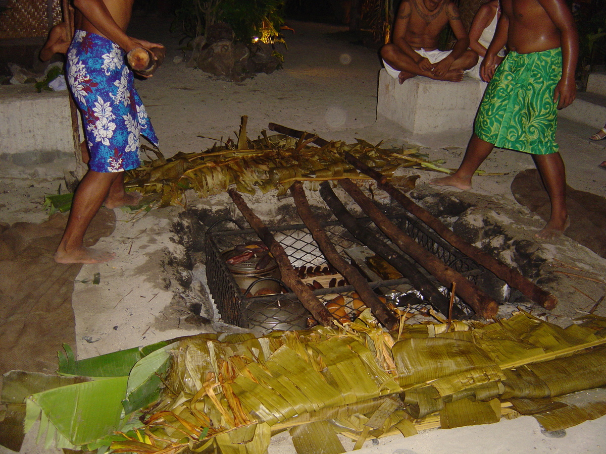 Picture Polynesia Moorea 2006-04 14 - Shopping Moorea