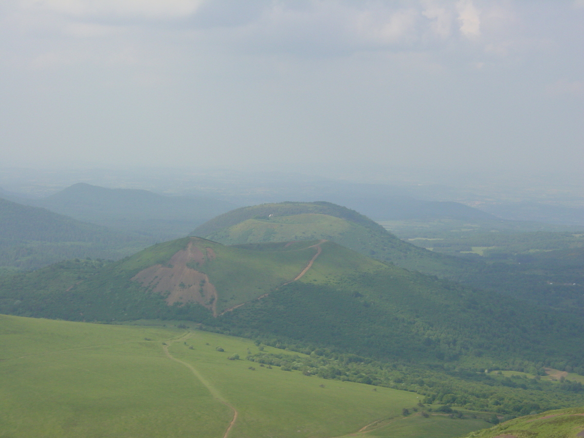 Picture France Puy de Dome 2003-05 30 - Hot Season Puy de Dome