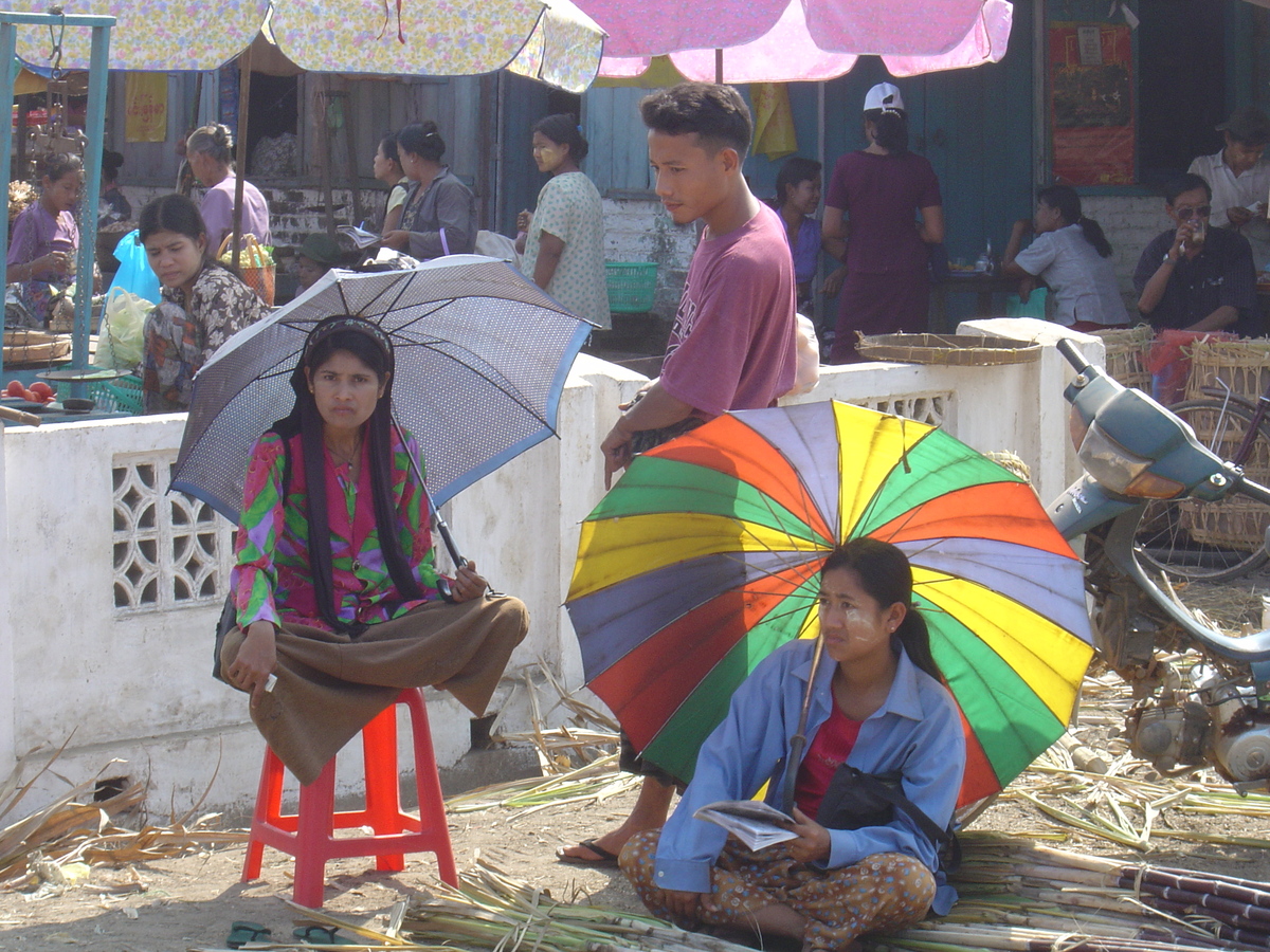 Picture Myanmar Dawei (TAVOY) 2005-01 103 - Weather Dawei (TAVOY)