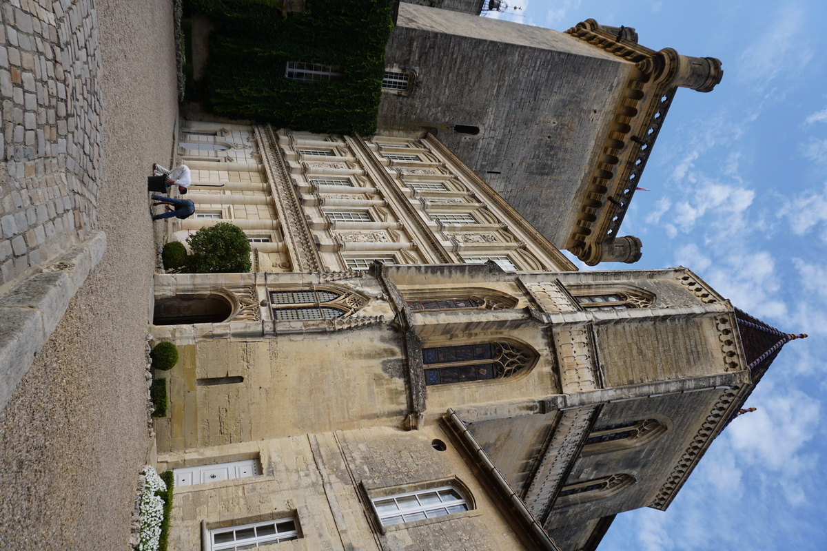 Picture France Uzes 2017-08 129 - Hotel Pools Uzes