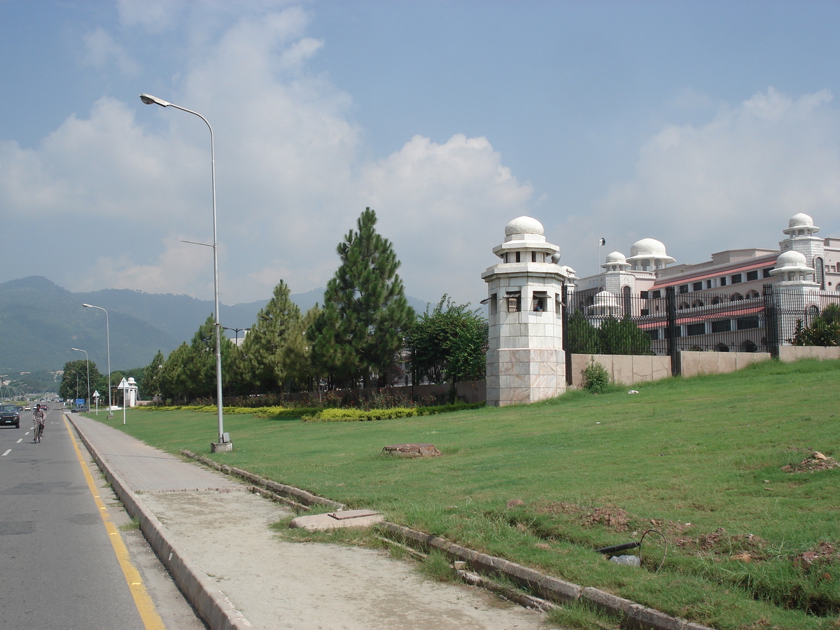 Picture Pakistan Islamabad 2006-08 39 - Land Islamabad