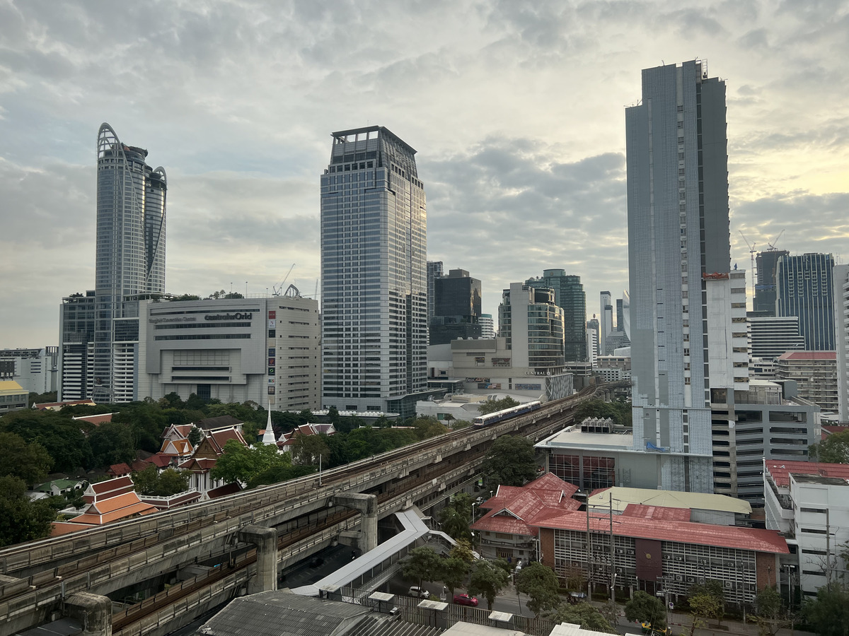 Picture Thailand Bangkok 2021-12 5 - Hotel Pools Bangkok