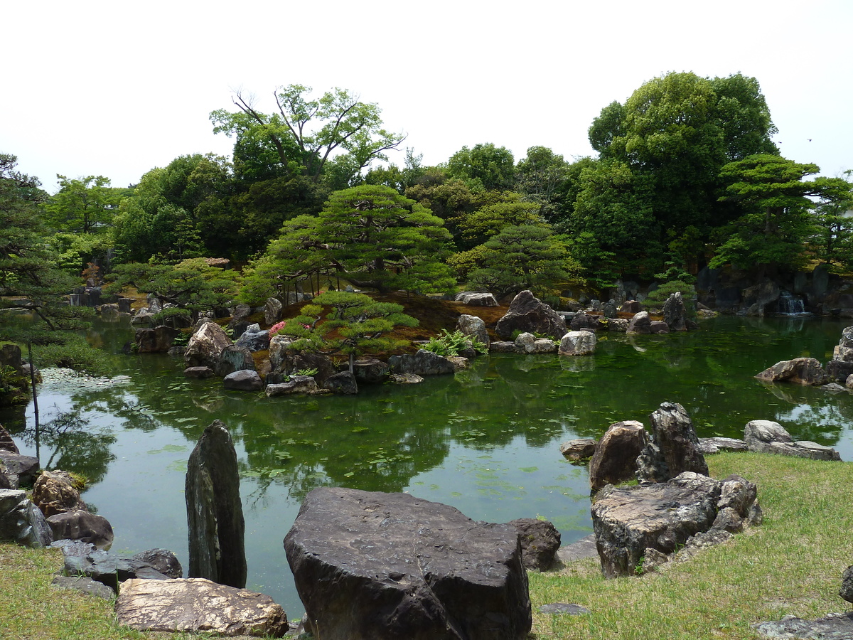 Picture Japan Kyoto Nijo Castle Ninomaru Garden 2010-06 0 - Lake Ninomaru Garden